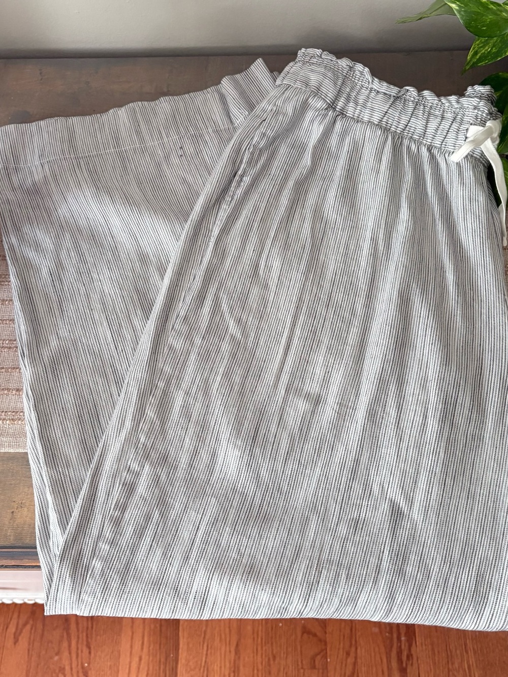 Linen Stripe Wide Leg Pant Black Sz18 EUC